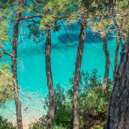 Armonia Bay